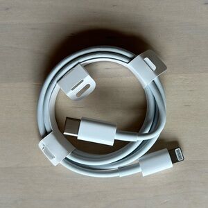 Apple USB-C to Lightning Cable (2 m)